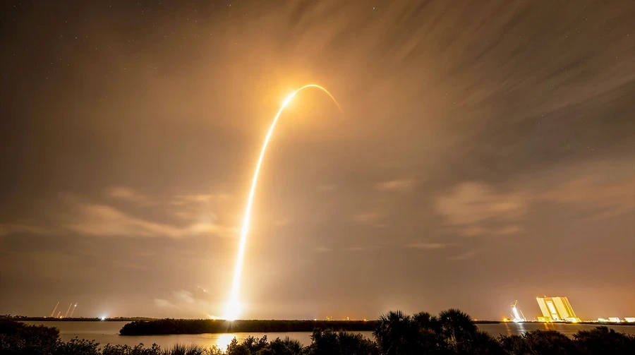 SpaceX вивела на орбіту ще 24 супутники Starlink