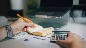 Український розробник створив FOP Finance — iOS-застосунок для ФОПів, який рахує податки та підтягує курс валют НБУ